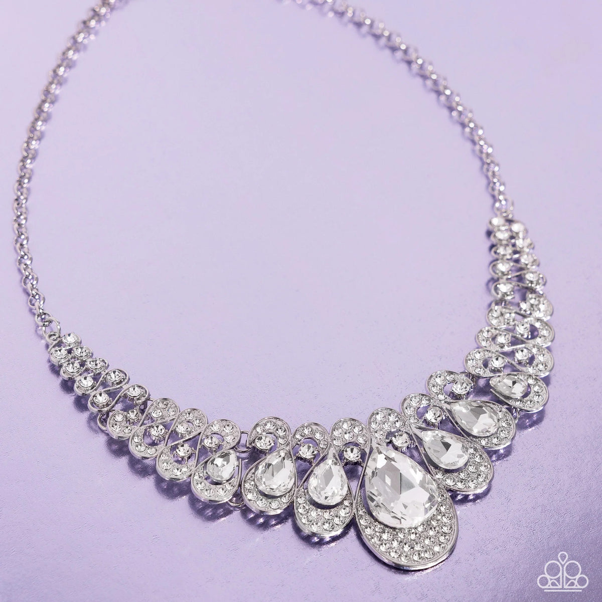 Infinite Idol White Necklace